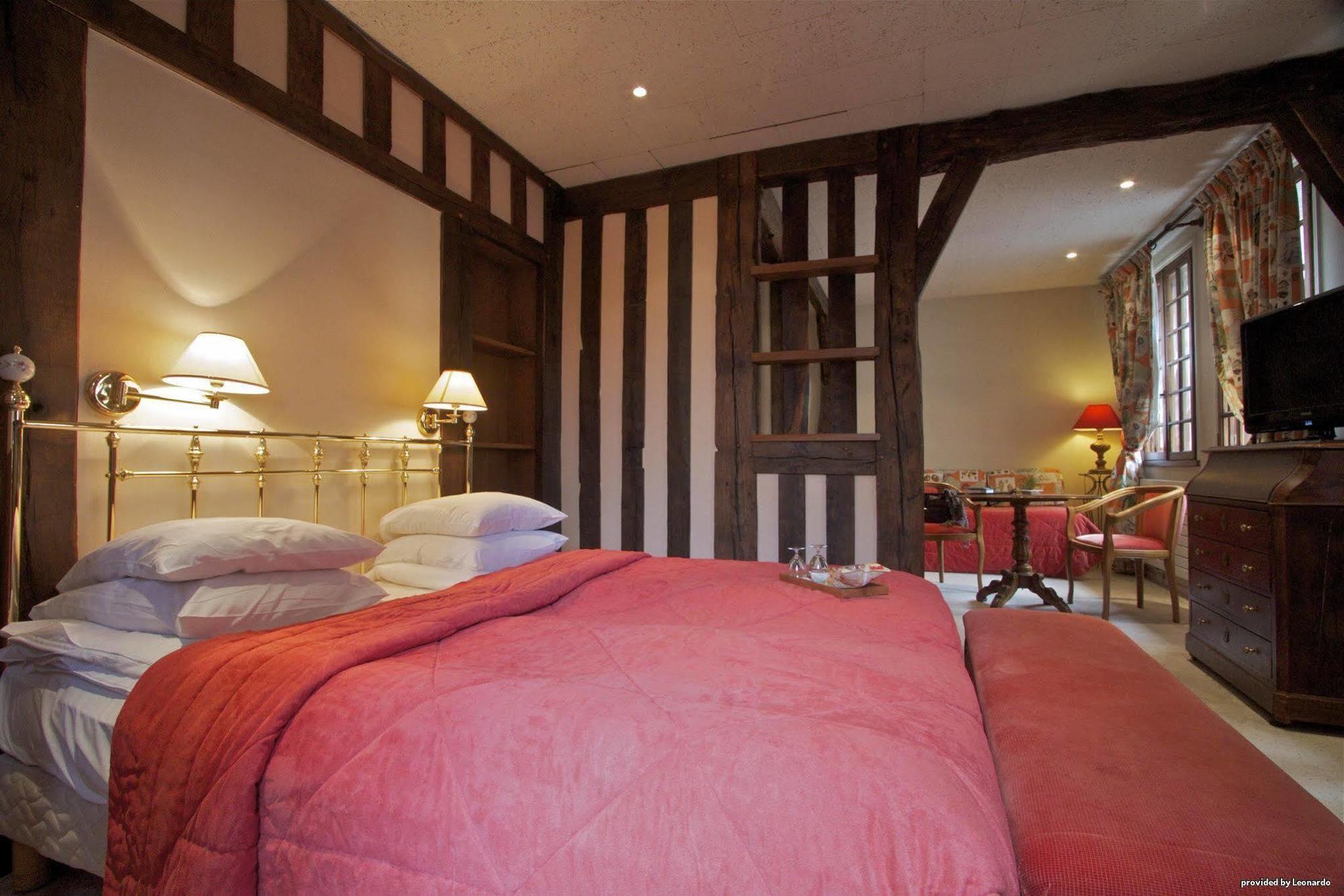 Hotel Restaurant Le Dauphin Et Le Spa Du Prieure Caen Cameră foto